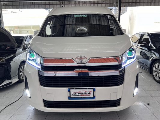 BT PREMIUM ไฟหน้าโปรเจคเตอร์ TOYOTA HIACE.jpg