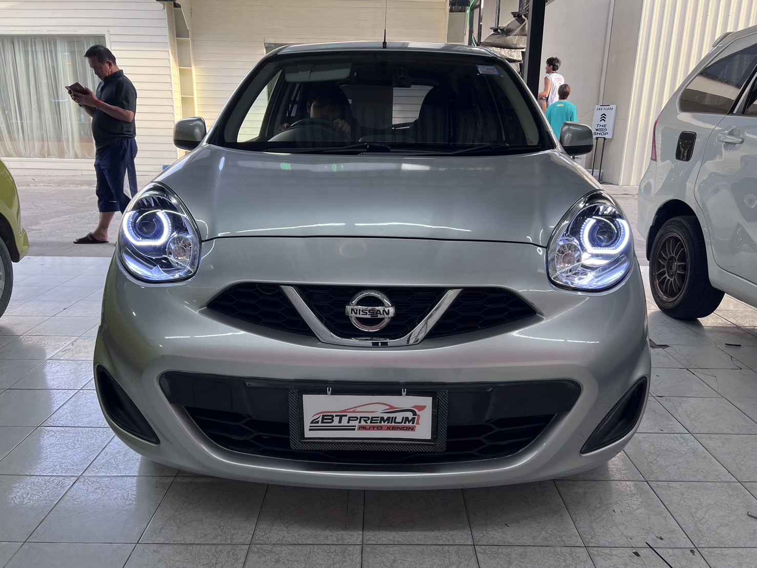 BT Premium Auto Xenon