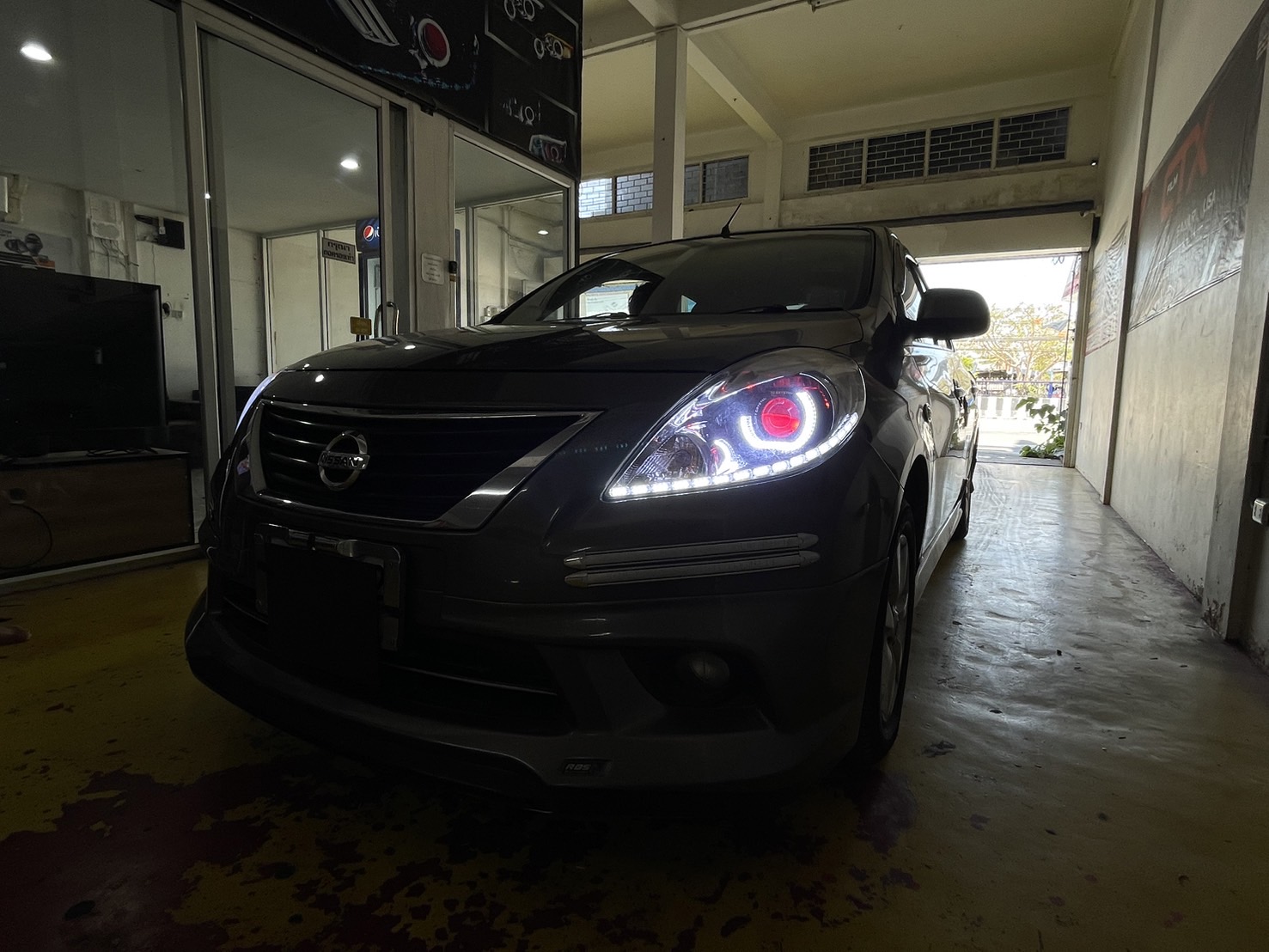 ร้านทําไฟหน้ารถยนต์ ใกล้ฉัน