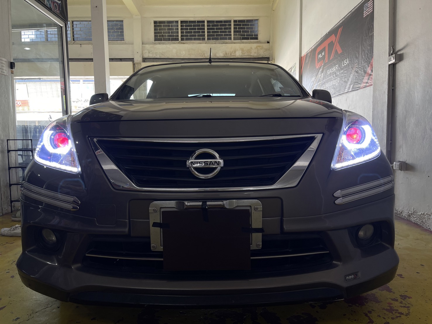 ร้านทําไฟหน้ารถยนต์ ใกล้ฉัน