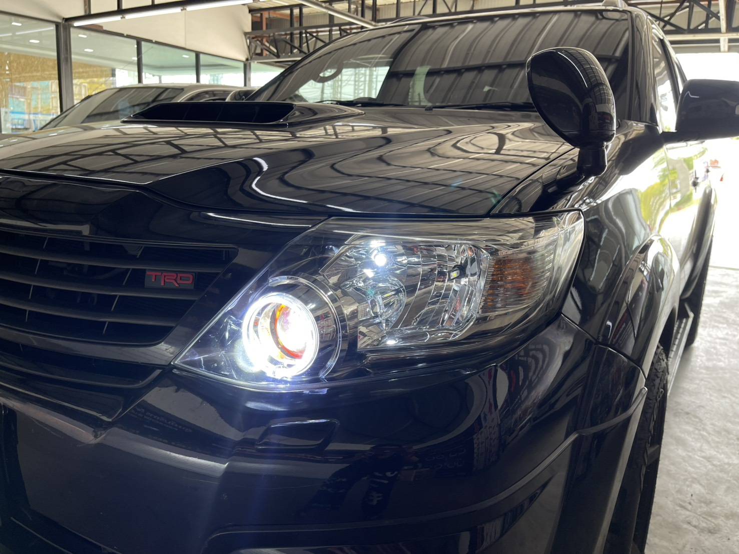 ไฟหน้า LED คุณภาพสูง