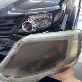 หลอดไฟหน้ารถยนต์