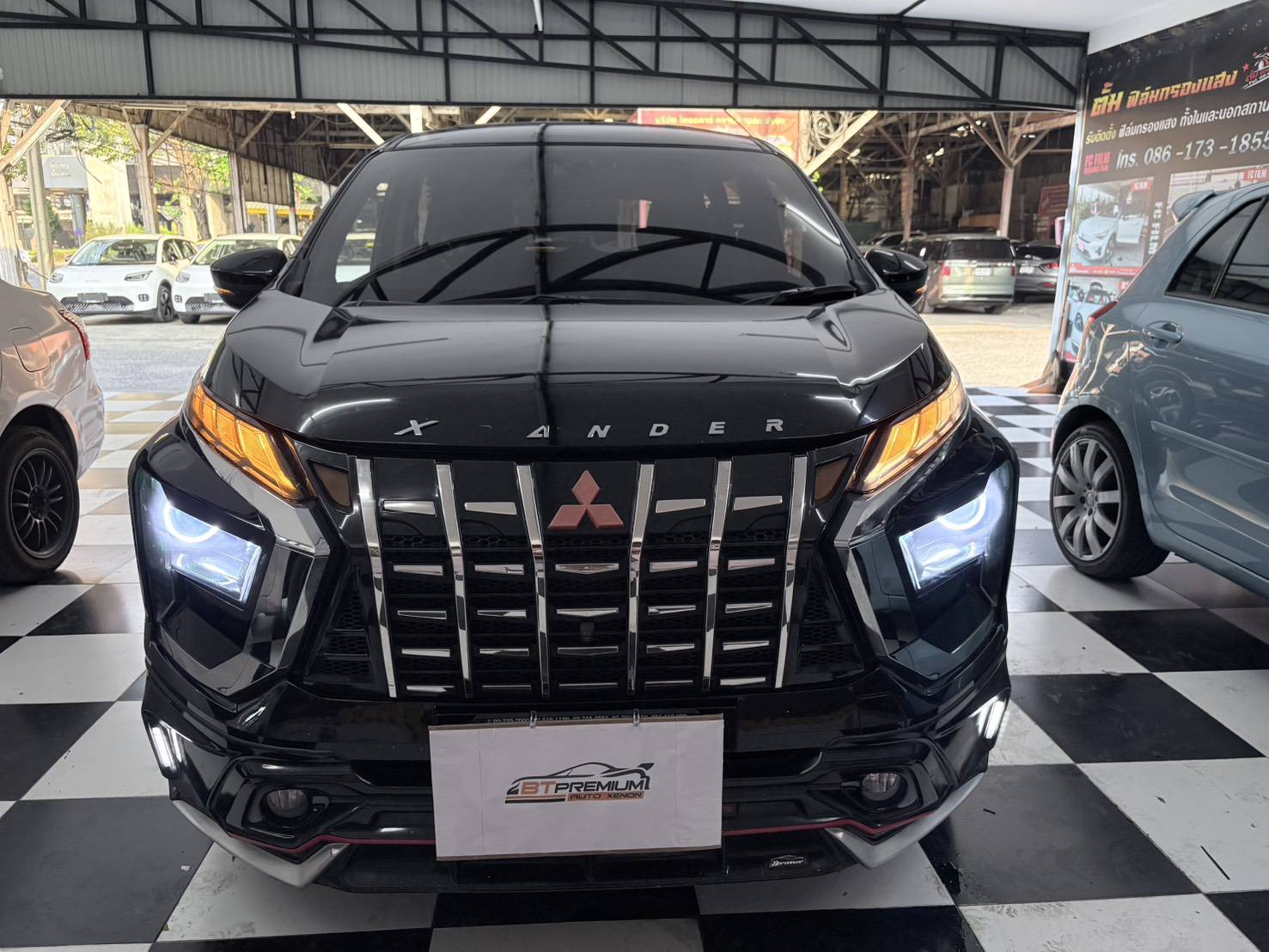 บริการเปลี่ยนไฟหน้ารถ