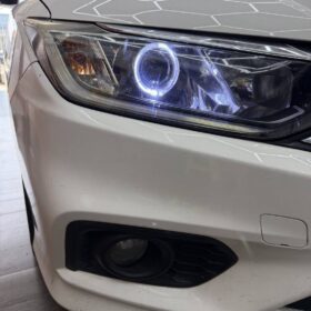 หลอดไฟ xenon สำหรับรถยนต์