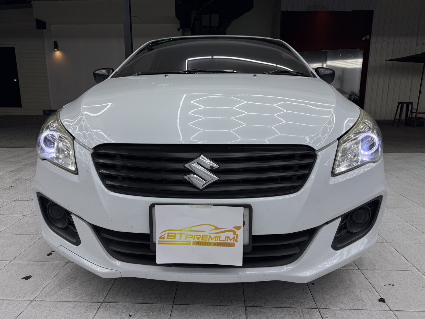 S 55599107 0